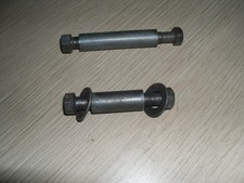Axes support moteur mobylette