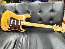 Guitare électrique solide (Greco) SE600 Sparkle Sounds Natural Made in...