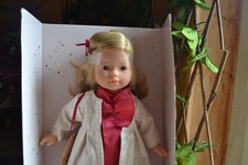 poupee neuve corolle astrid paris en fete 42 cm poupee neuve boite abimee par st