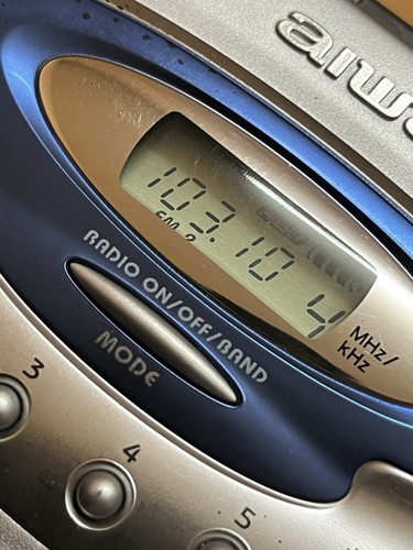 Aiwa portable radio - portable, cassette