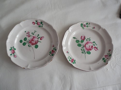 Anciennes assiettes en - anciennes,
