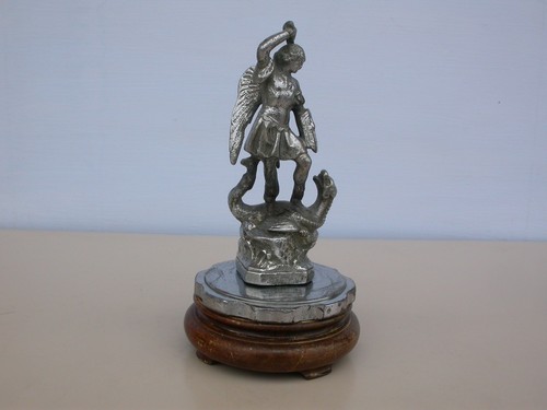 Rare mascotte automobile st - ,
