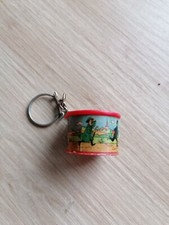 Porte-clés - Boite  à bombons TINTIN bd herge BROCHET CONFISEUR - 1965 