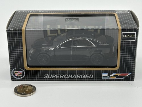 Luxury die cast cadillac - cadillac, v