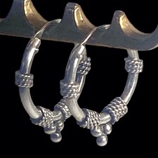 Magnifique paire de boucles