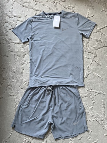 Ensemble short shirt nike - short, t-shirt