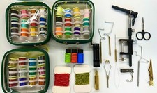 Full Kit Montage de Mouches, Étau, Torche, Colle, Thread, Tinsel, Floss, Whip