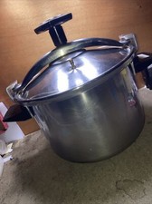 (D 78)  ANCIENNE COCOTTE