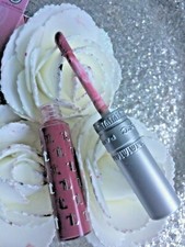 T LECLERC LAQUE POUR LES LEVRES EDITION LIMITE 02 VIEUX ROSE PARISIEN VAL 18€