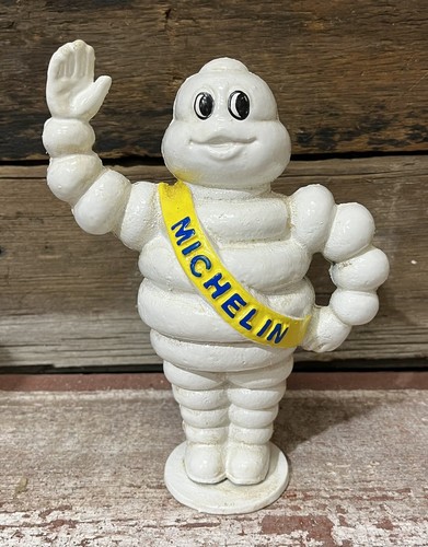Michelin man bibendum waving - michelin,