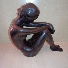 Sculpture statue "Femme
