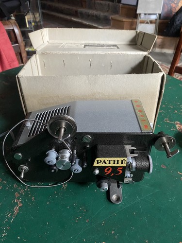 012 projecteur ancien - a, pathé