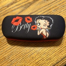 Betty boop blowing kisses - betty,