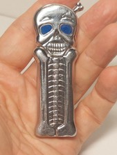 Briquet gaz squelette métal