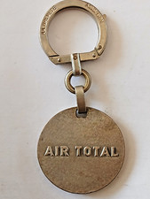 porte clés AUGIS : AIR TOTAL / ST CHRISTOPHE