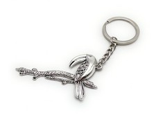 Tucan Sur Branche Porte-Clés En Métal Argenté