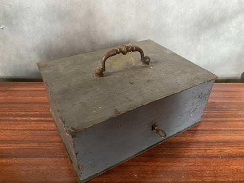 Ancien coffre fort malle boite - ancien,