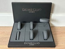 ROBERTO DEMEGLIO Homme - Stand