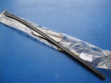 Enjoliveur supérieur gauche