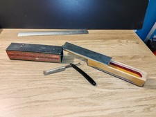 Ancien Boîte A Rasoir Coupe Chou cuir d’affilage pour rasoir à main avec étui 