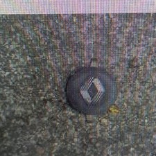 1 cache ecrou renault avec lamelle