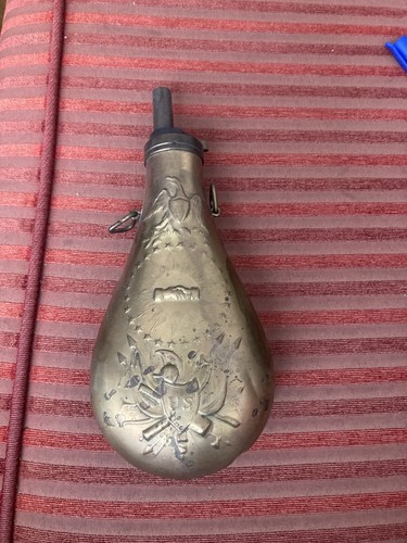Poire poudre militaria - poire, a