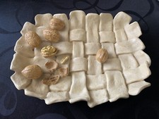 Plat à noix en résine déco