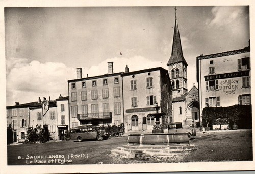 Sauxillanges place et - la,