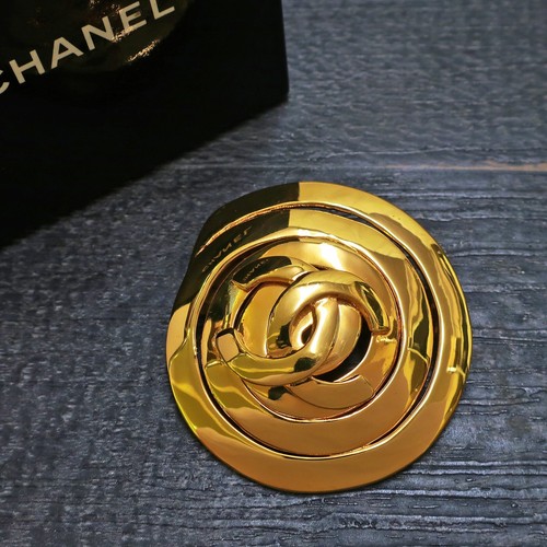 Broche ronde vintage chanel - broche,