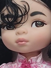 poupée MULAN DISNEY