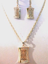 Parure métal Doré  Style