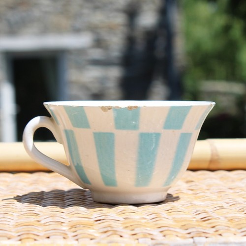 Ancienne tasse faïence - en,