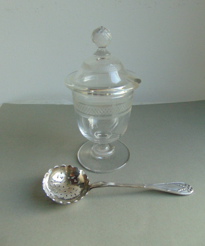Ancien sucrier cristal gravé