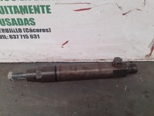 0432193757 injecteur RENAULT