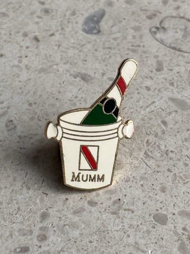 Pin mumm champagne - pin’s,