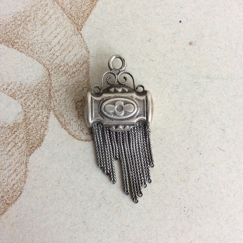Breloque ancienne argent - ancienne,