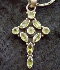 CROIX FANTAISIE STRASS DE COULEUR SUR MÉTAL VIEILLI  // n° 8