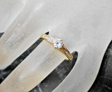 Bague jaune 18k - , sertie