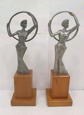 Serre livres sculpture - serre,