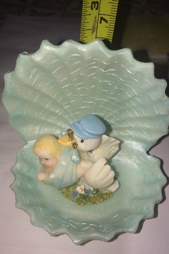 Figurines bébé baptême - 16,