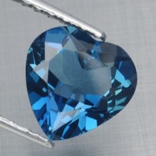 Superbe Topaze bleue London