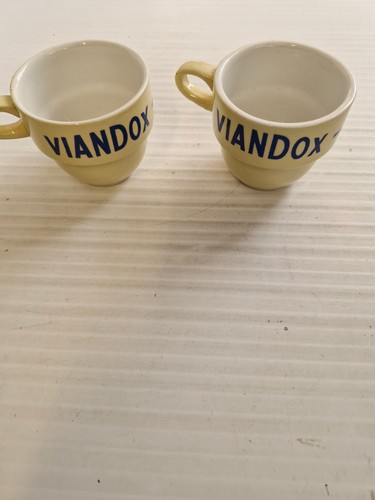 Lot tasses vintage - de, 2