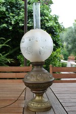 Lampe à pétrole en cuivre