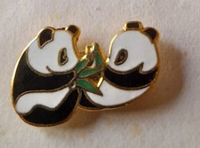 PIN'S (broche)  CHINE PANDA -
