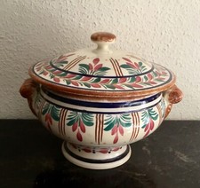 Ancienne soupière en faïence