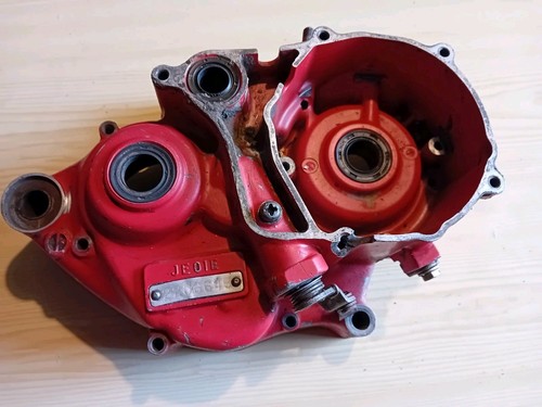 Carter moteur 125 1981 - ,