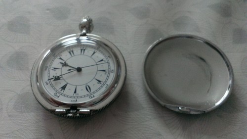 Montre gousset quartz - à,