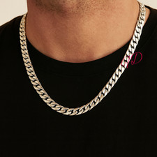 Collier de luxe en platine