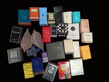 Lot de boîtes vides anciennes