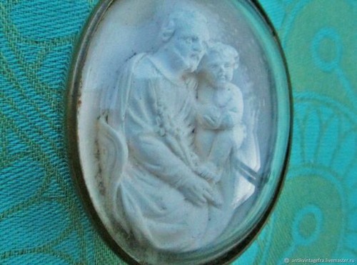 Reliquaire ancienne miniature